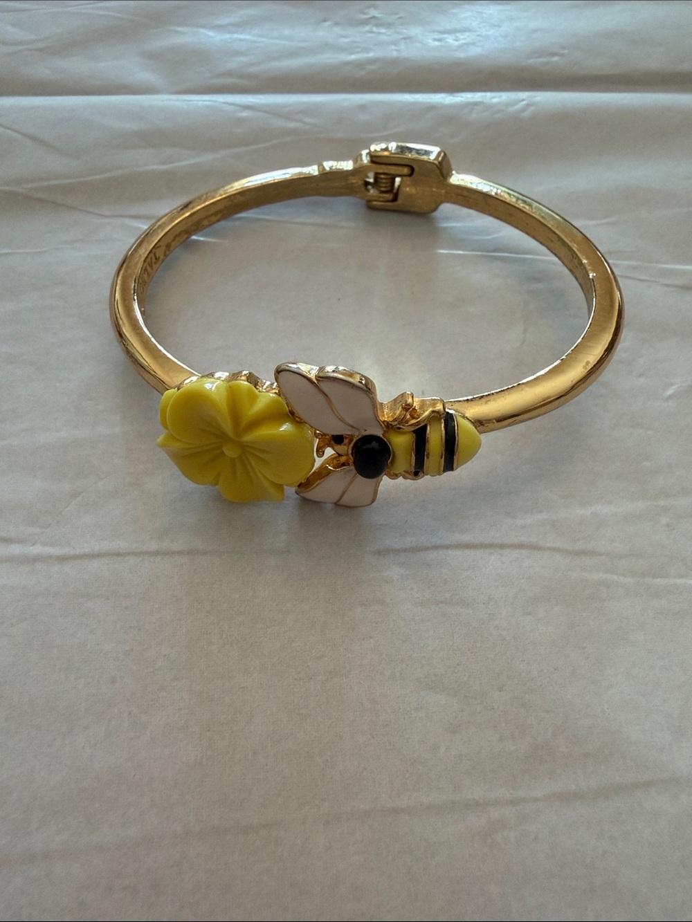 Talbots Statement Bee & Flower Necklace Set in Gold - Picture 4 of 5